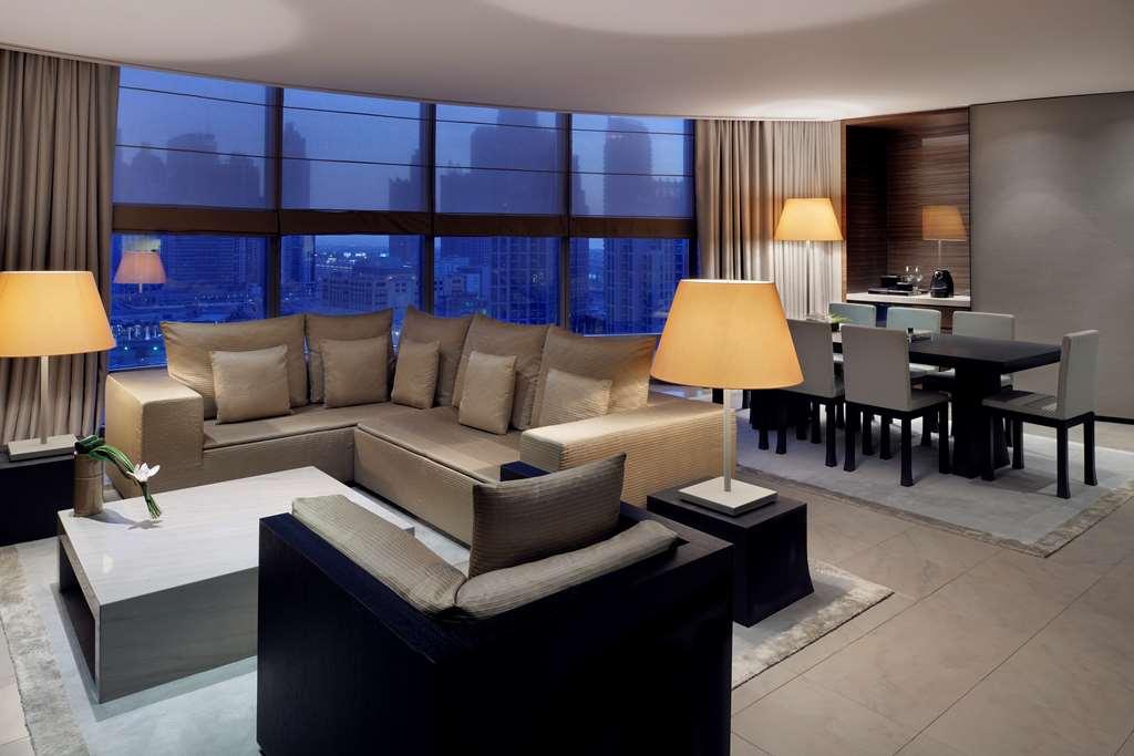 Armani Hotel Dubai Room photo